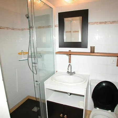 Apartment Confortable Pour 3 Pres Des Remontees - Balcon Et Mobilier Jardin - Fr-1-676-217
